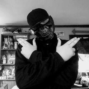 Meet your Posher, Dustin